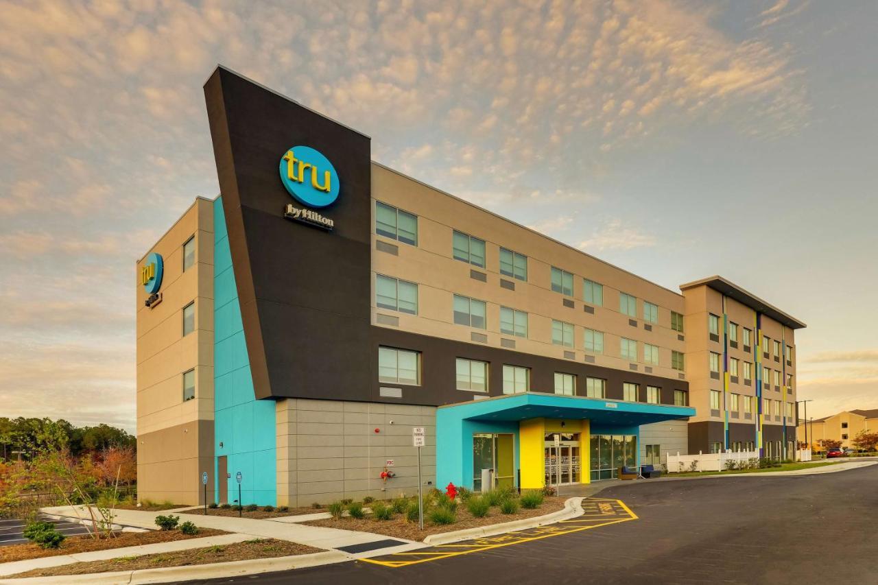 Tru By Hilton Smithfield I-95 Hotel Exterior photo